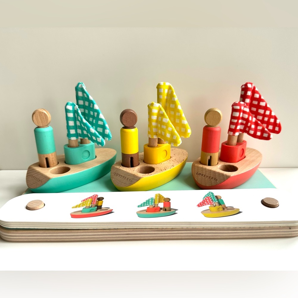 Lovevery Pattern Match Boats & Cards Set from The Analyst Kit 46, 47, 48 Months